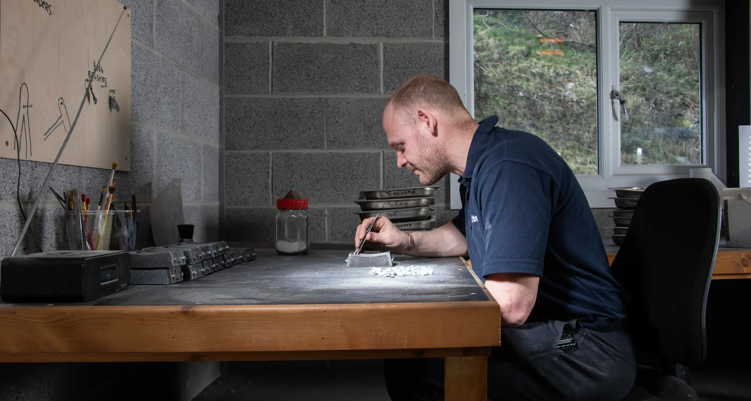 Sorting materials for testing Sorting materials for testing